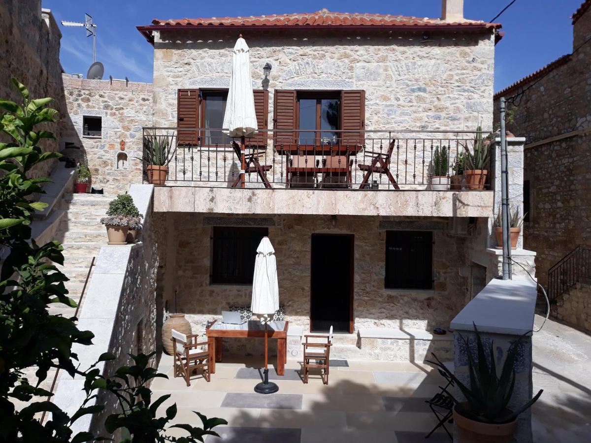 Aspasia House Oitilon Bagian luar foto